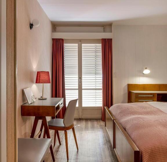 اتاق استاندارد با بالکن, Hôtel Historique Chez Elsy   Crans Sapins