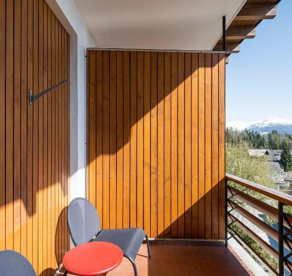 اتاق استاندارد یک تخته با بالکن, Hôtel Historique Chez Elsy   Crans Sapins