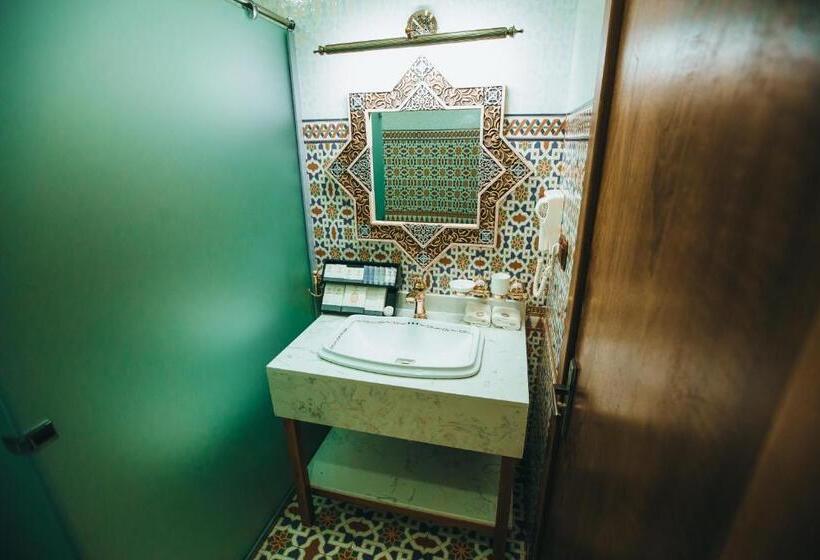 اتاق استاندارد, Jannat Resort Osh