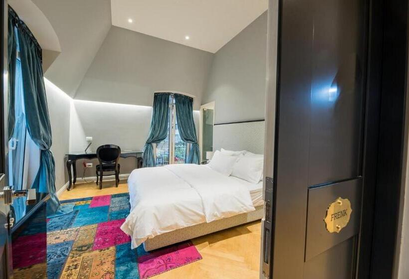 اتاق لوکس, Arté Boutique