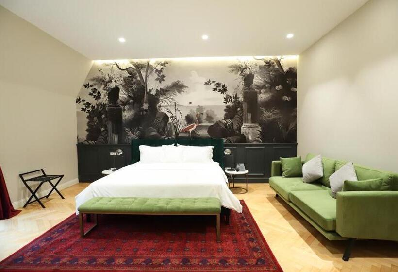 سوییت جونیور, Arté Boutique