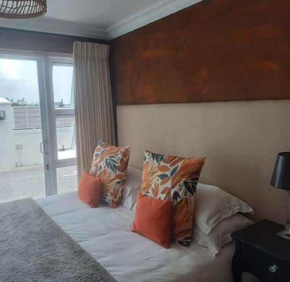 بانگلوی استاندارد, Thyme Wellness Spa And Guesthouse