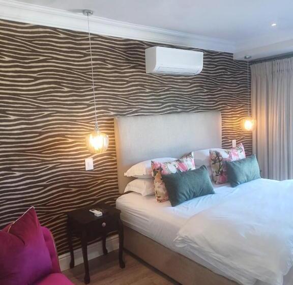 سوئیت با تخت بزرگ, Thyme Wellness Spa And Guesthouse