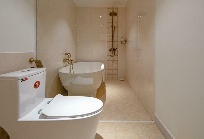 اتاق لوکس سه تخته, Hoi An Blue Sky Boutique Hotel & Spa