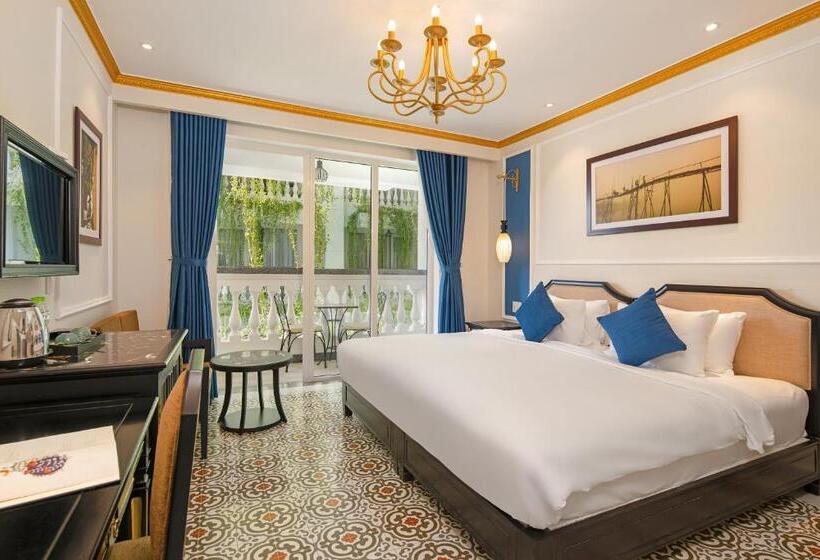 اتاق لوکس با چشم‌انداز استخر, Hoi An Blue Sky Boutique Hotel & Spa