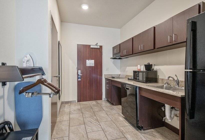 سوییت, Cobblestone Hotel & Suites   Austin