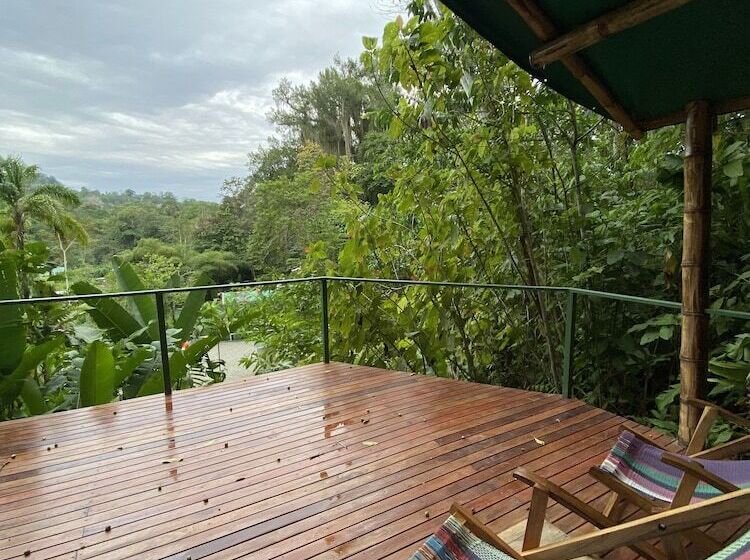 چادر با خدمات رفاهی استاندارد, Colina Secreta   Glamping And Villas