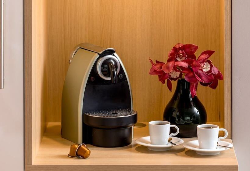 豪华房间, Leonardo Hotel Zurich Airport