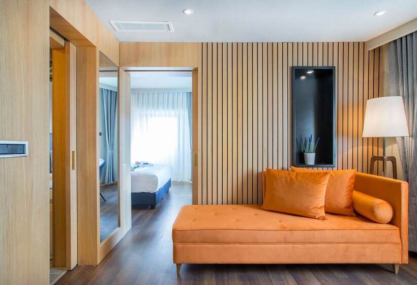 デラックスルーム, Signature Hotels & Spa