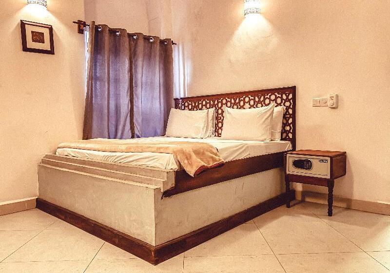 اتاق استاندارد, Smiles Stone Town