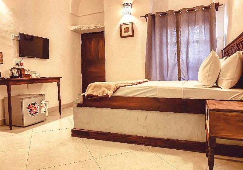 اتاق استاندارد, Smiles Stone Town