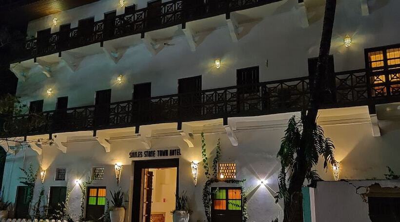 اتاق استاندارد, Smiles Stone Town