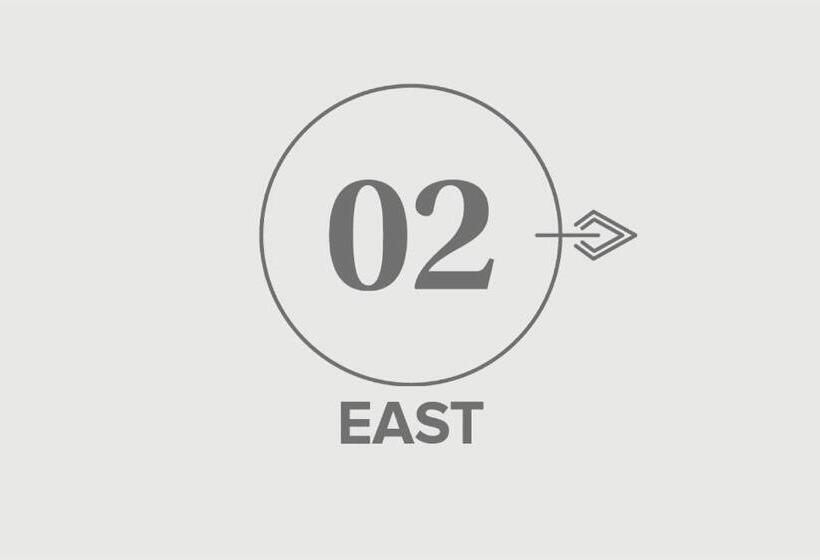 آپارتمان 2 خوابه, Going Triple A Apartments East