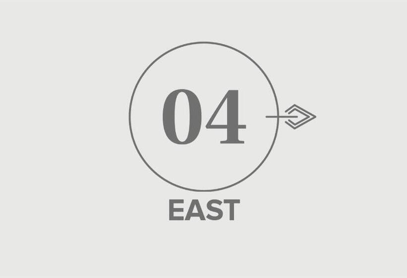 آپارتمان 2 خوابه با تراس, Going Triple A Apartments East