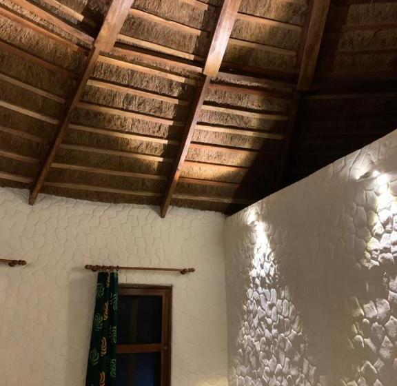اتاق لوکس خانوادگی, Lemon Beach Resort