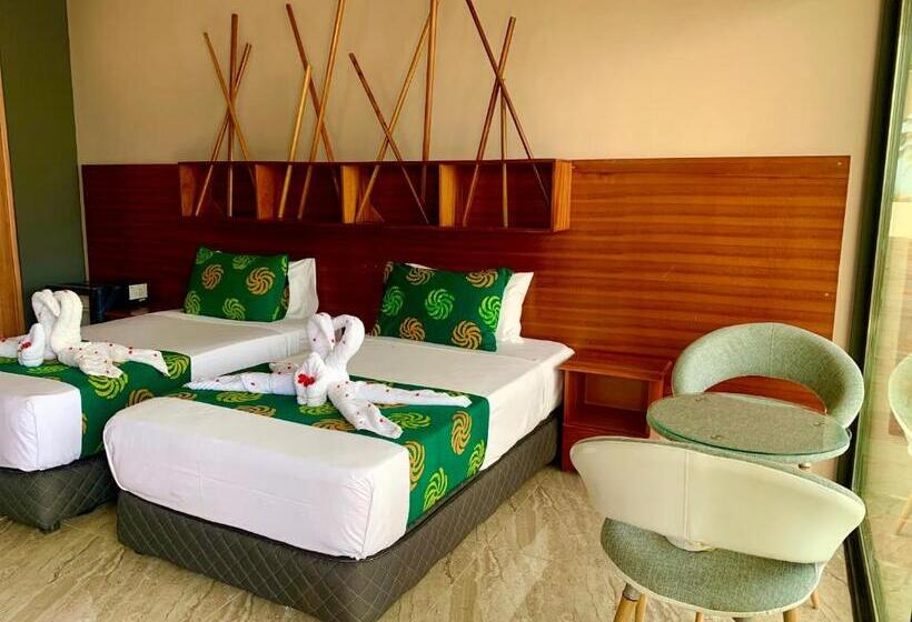 اتاق لوکس با چشم‌انداز باغ, Lemon Beach Resort