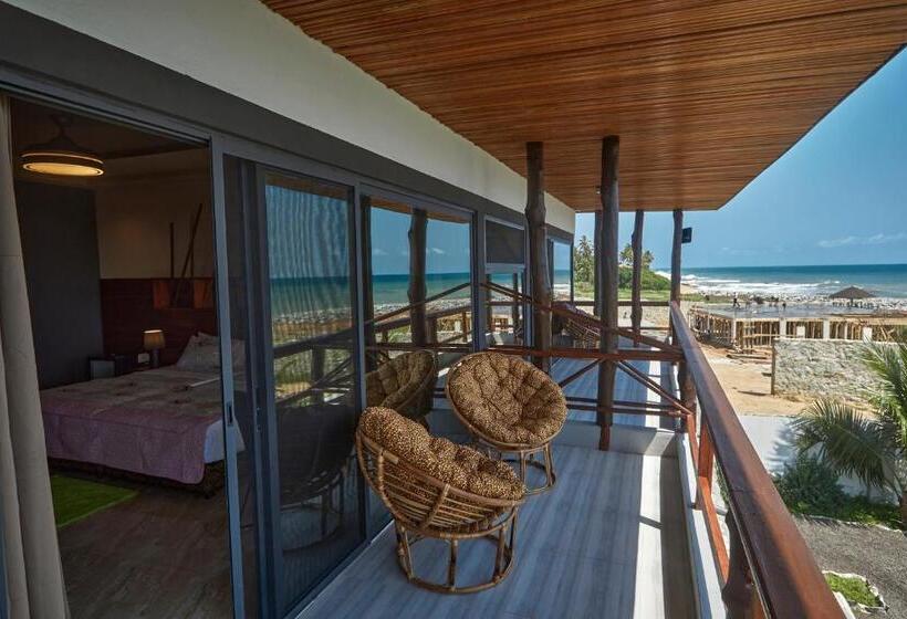 اتاق لوکس با چشم‌انداز دریا, Lemon Beach Resort