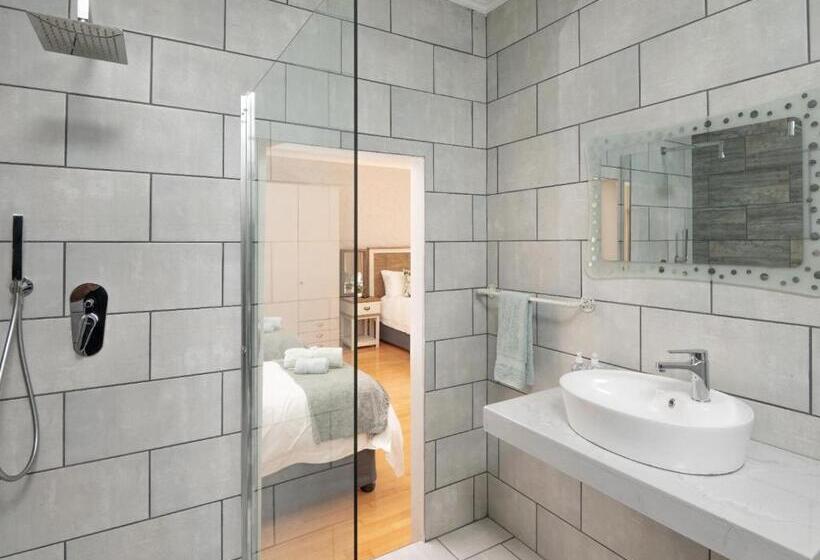 اتاق لوکس خانوادگی, Opstal Gastehuis