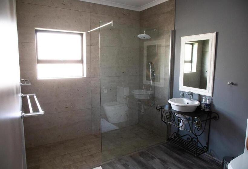 اتاق خانوادگی, Opstal Gastehuis