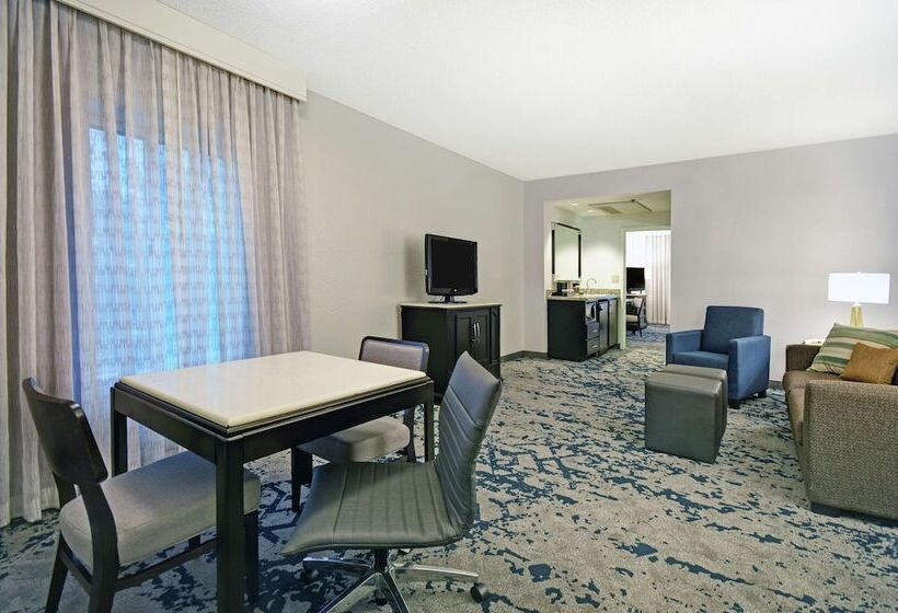 Premium Suite, Embassy Suites By Hilton Charleston