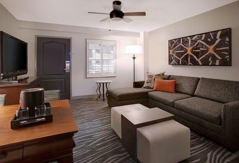 سوییت, Embassy Suites By Hilton Orlando Airport