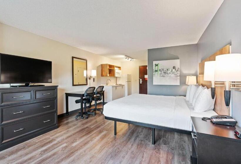 Standard Studio King Bed, Extended Stay America Premier Suites  Seattle  Bellevue  Downtown