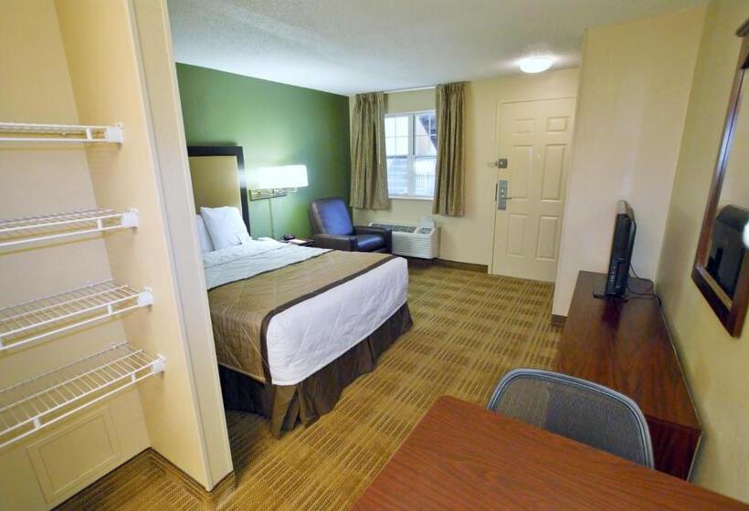 استودیوی استاندارد, Extended Stay America Select Suites  Durham  University