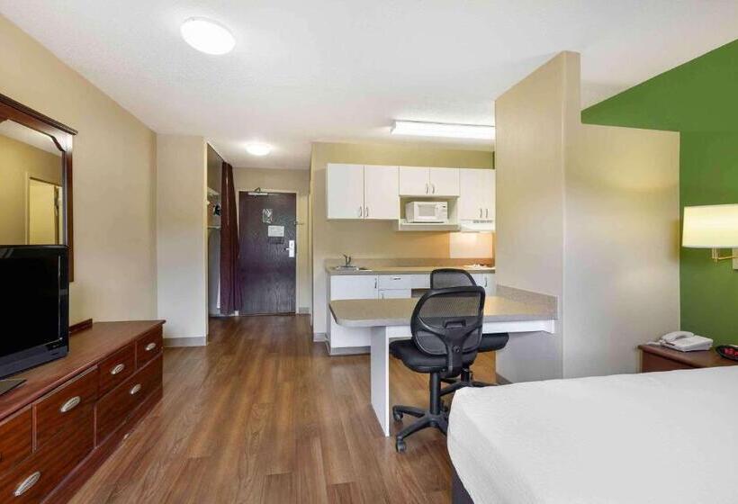 استودیوی استاندارد, Extended Stay America Suites  Akron  Copley  East