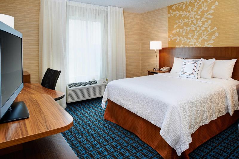 اتاق استاندارد با تخت بزرگ, Fairfield Inn By Marriott Port Huron