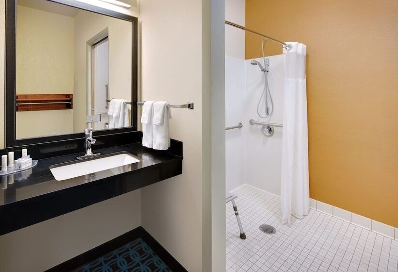 غرفه قياسيه سريرين مزدوجين, Fairfield Inn & Suites By Marriott Indianapolis Airport