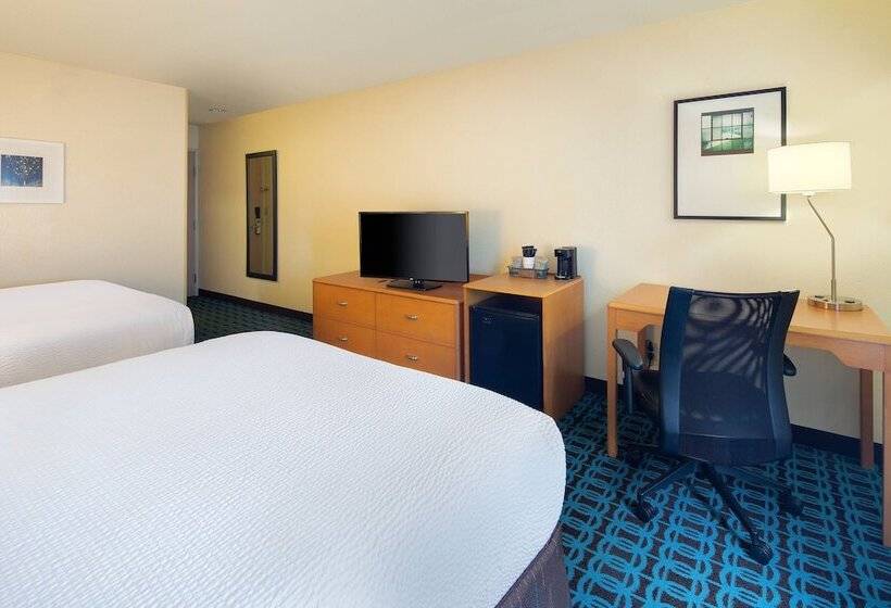 غرفه قياسيه سريرين مزدوجين, Fairfield Inn & Suites By Marriott Indianapolis Airport