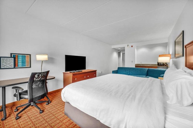اتاق استاندارد با تخت بزرگ, Fairfield Inn By Marriott Lumberton