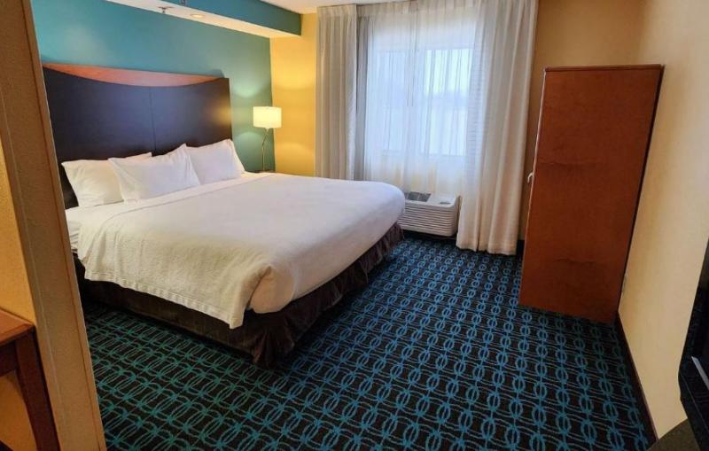 اتاق استاندارد با تخت بزرگ, Americinn By Wyndham St Cloud Mn Shopping Area