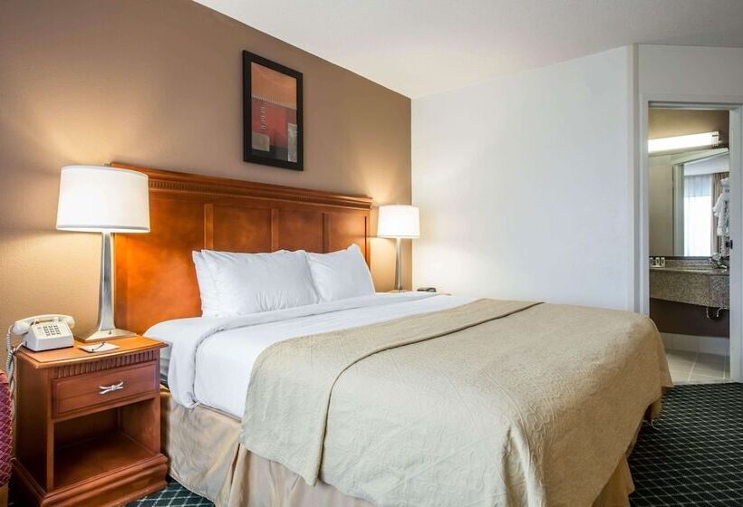 اتاق استاندارد با 2 تخت دوبل, Quality Inn Colchester  Burlington