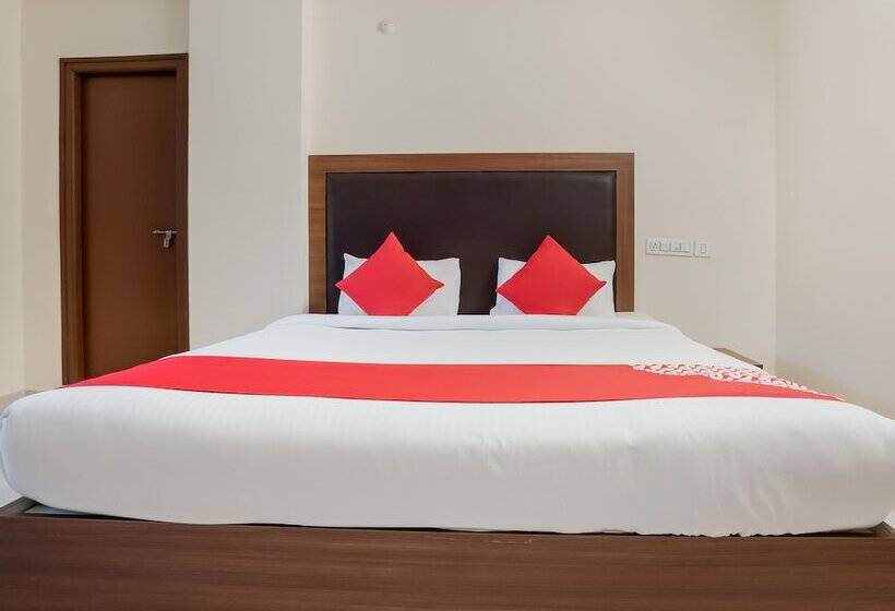 اتاق استاندارد, Gokul Grand By Oyo Rooms