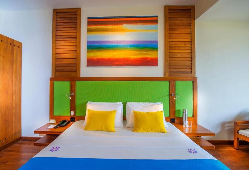 Номер Стандарт Вид на Море, Mermaid Hotel & Club