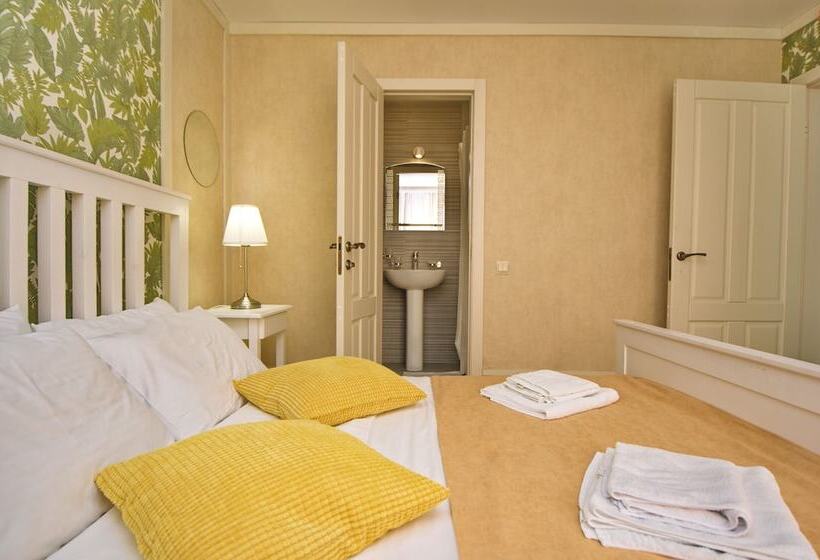 سوییت, Park Hotel Polyana