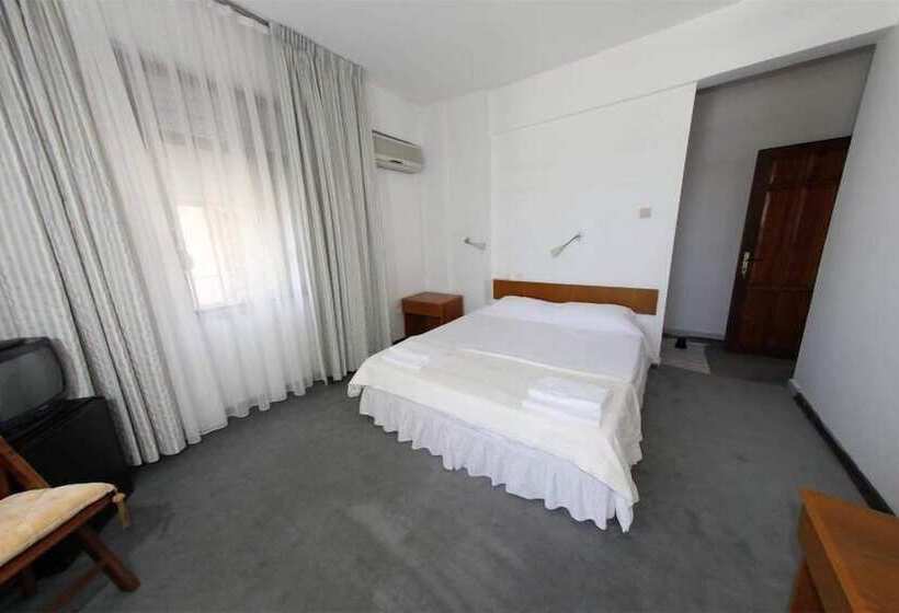 اتاق استاندارد سه نفره, Mer Pansiyon