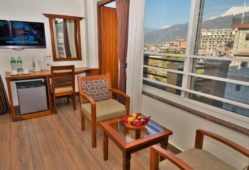 اتاق لوکس با بالکن, Mount View Pokhara