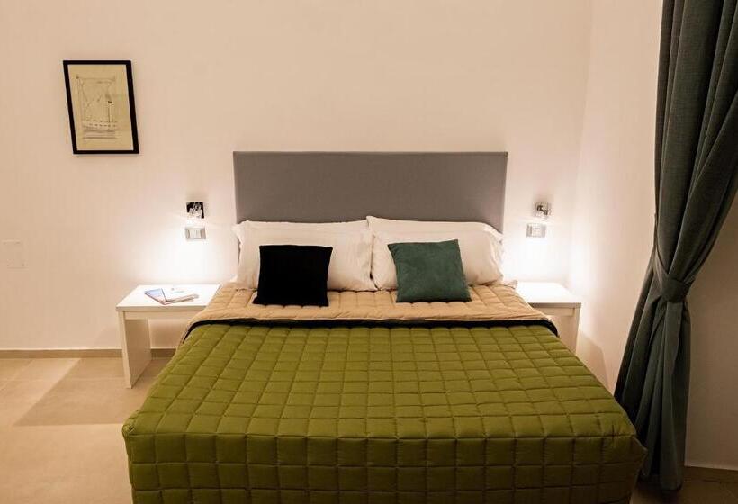 سوییت جونیور لوکس, Il Tesoro Smart Suite & Spa