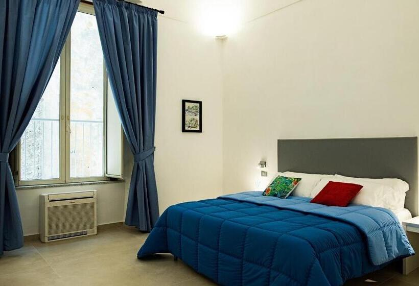 سوییت جونیور لوکس, Il Tesoro Smart Suite & Spa
