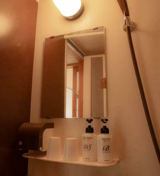 اتاق ساده سه‌ نفره, La Vista Hotel Tsugaike   Stay On The Slopes