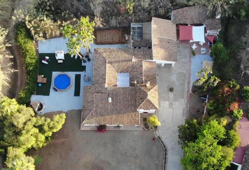 اتاق استاندارد با چشم‌انداز باغ, Casa Rural Paloma