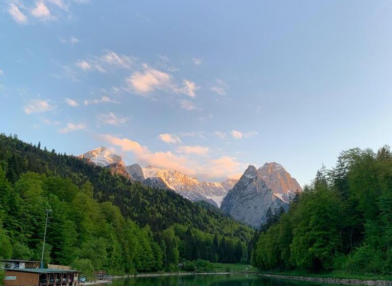 سوییت خانوادگی, Seehaus Riessersee