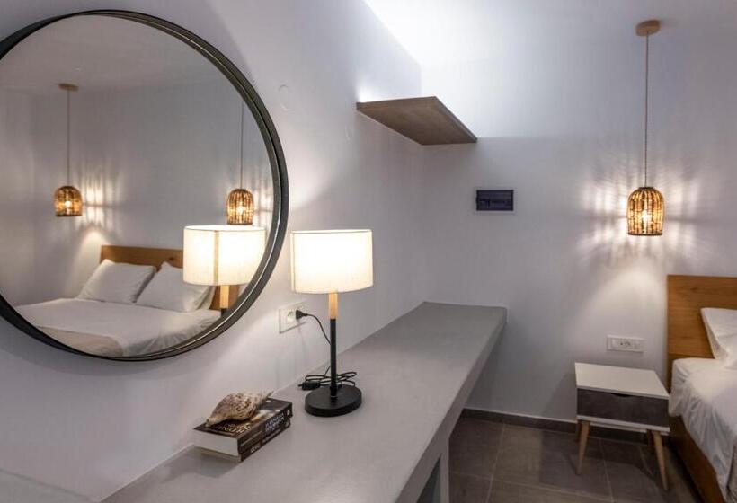استودیو استاندارد با تراس, Gaia Lux Inn