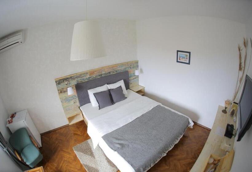 اتاق استاندارد, Guest House Mediterranea