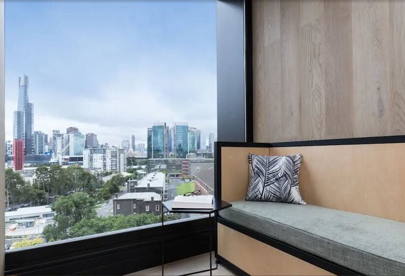 1 Bedroom Apartment City View, Saint Domain