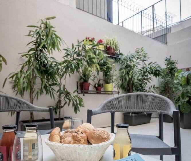 سوییت, Urban Nest   Suites & Apartments