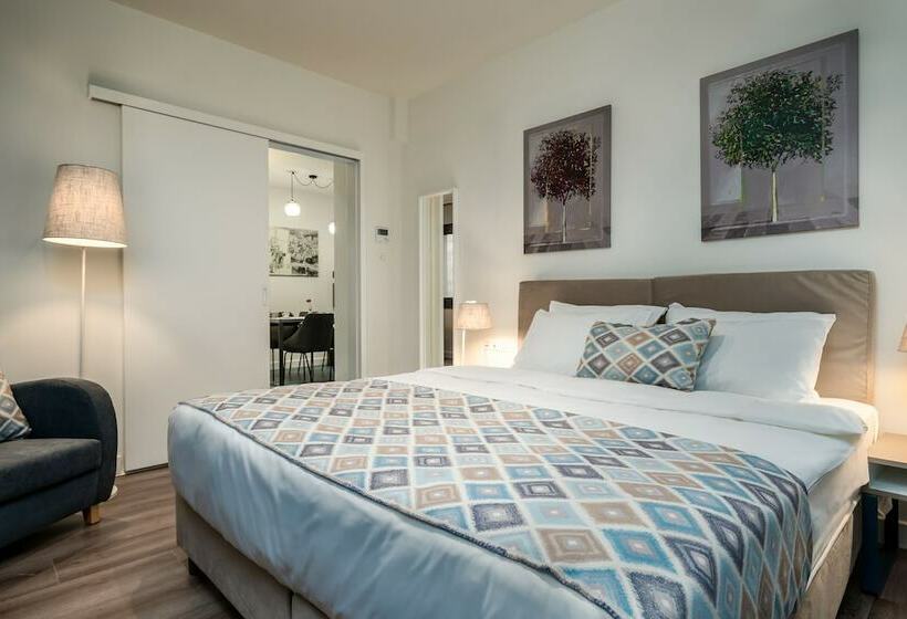 سوییت, Urban Nest   Suites & Apartments
