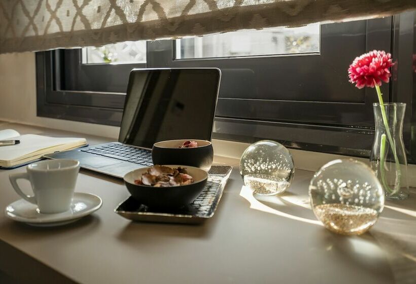اتاق استاندارد, Urban Nest   Suites & Apartments